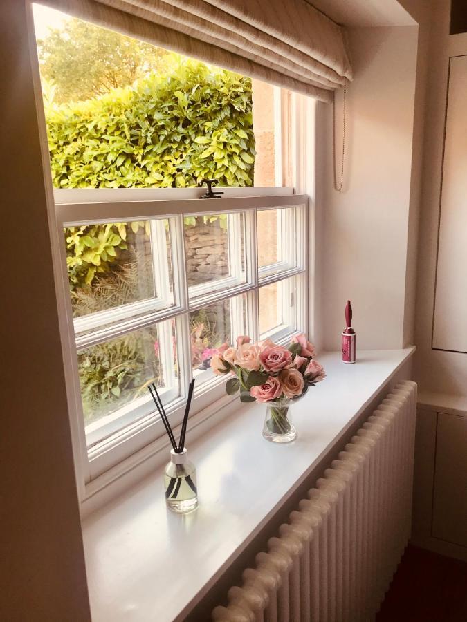 The Old Post Office Studio Apartment In A Beautiful Cotswold Village Cirencester Exteriér fotografie