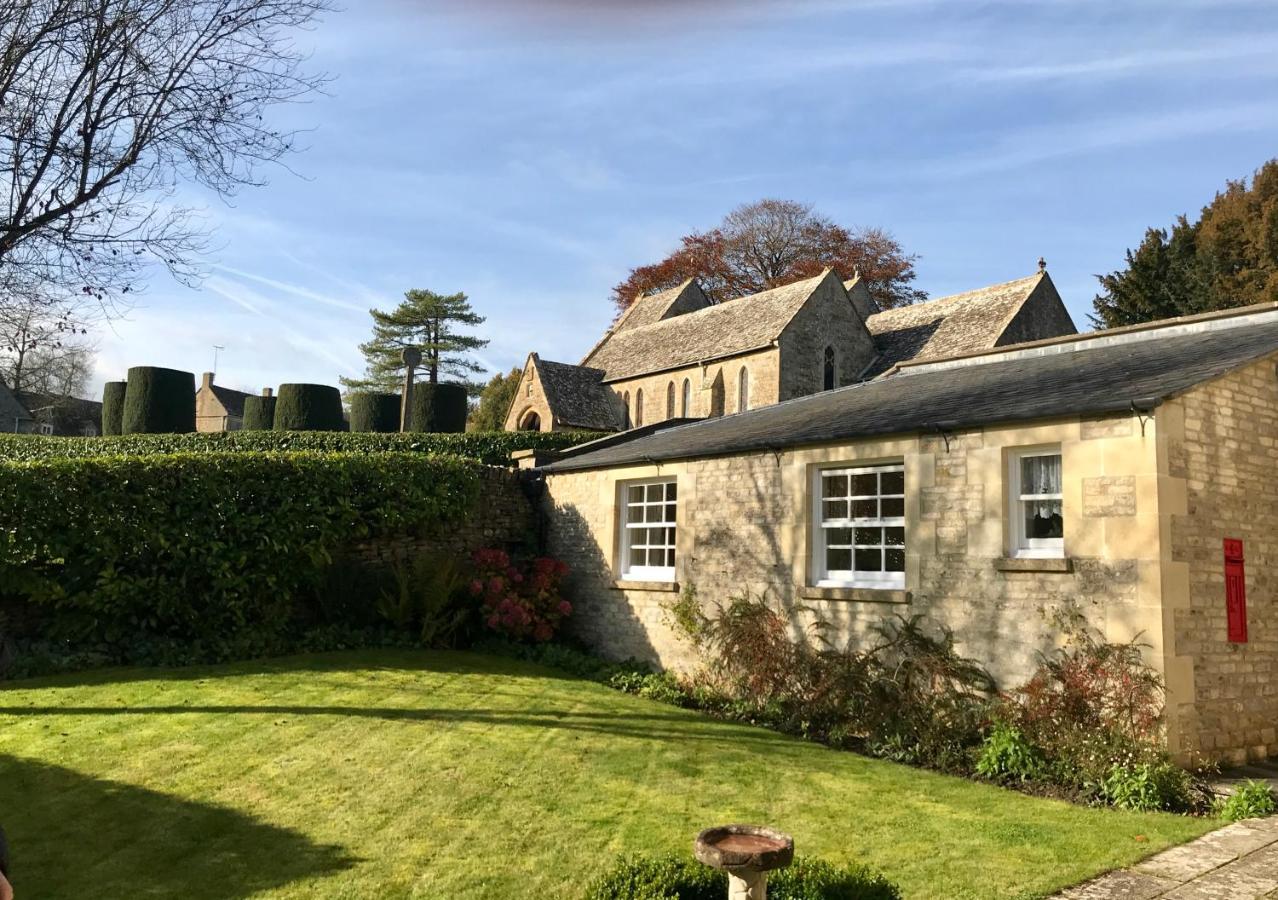 The Old Post Office Studio Apartment In A Beautiful Cotswold Village Cirencester Exteriér fotografie