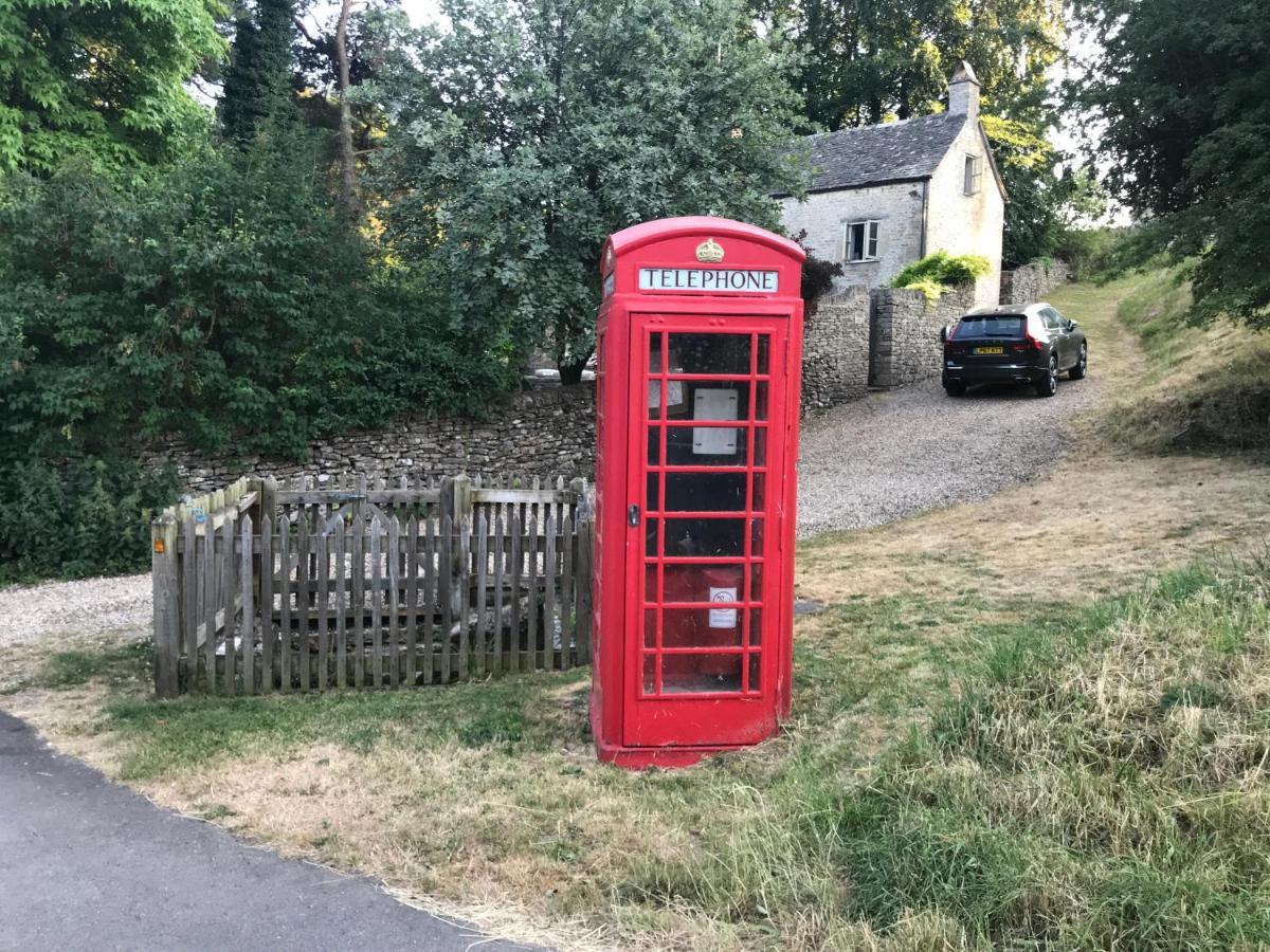 The Old Post Office Studio Apartment In A Beautiful Cotswold Village Cirencester Exteriér fotografie